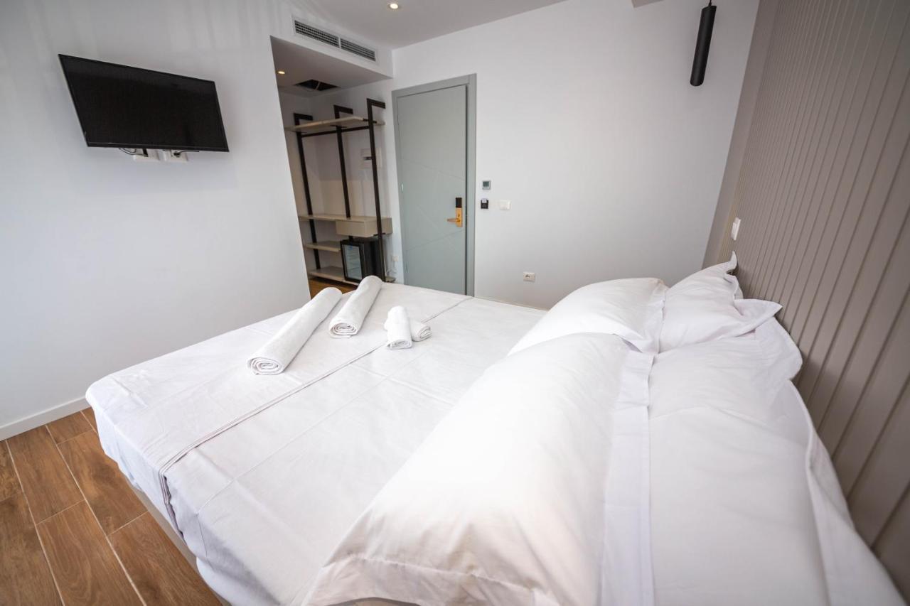 Hesperus Hotel Vlorë Esterno foto