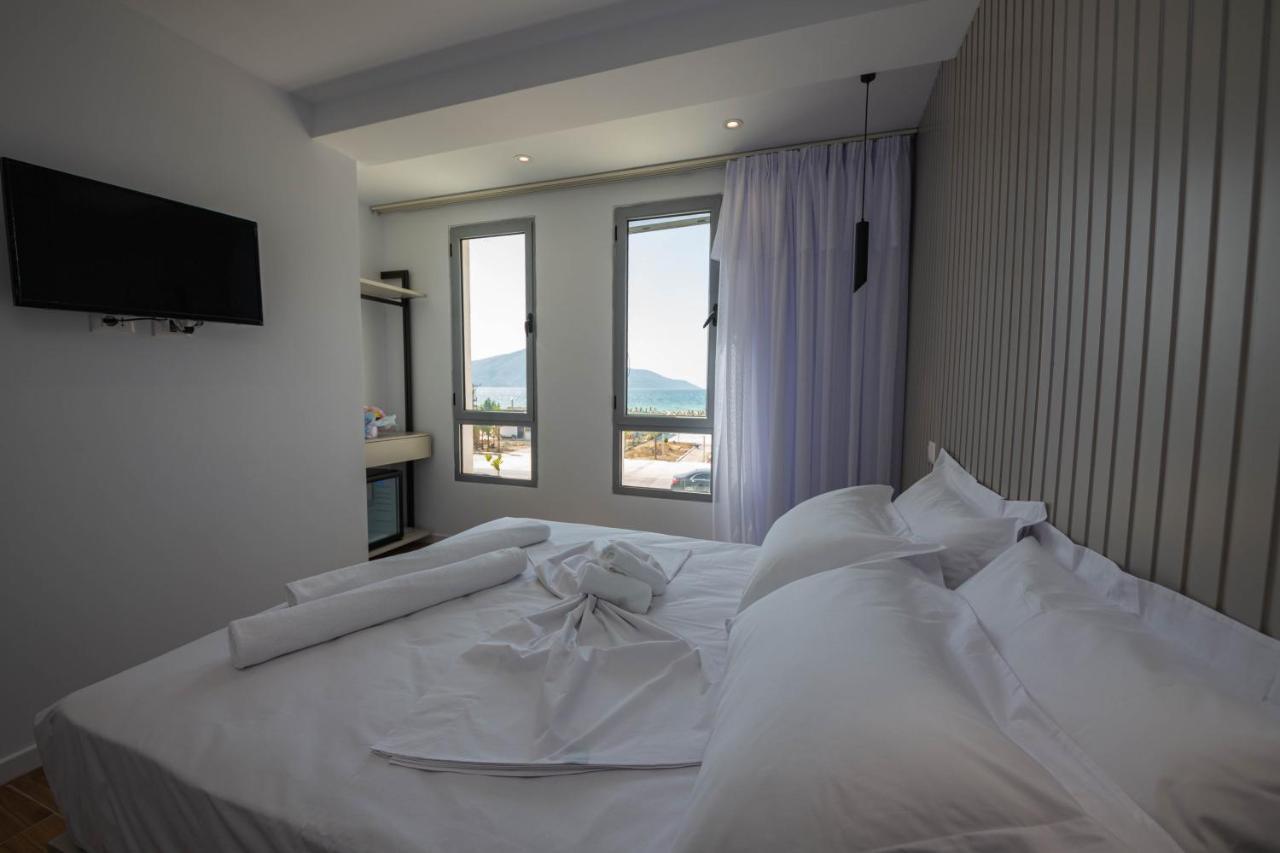 Hesperus Hotel Vlorë Esterno foto