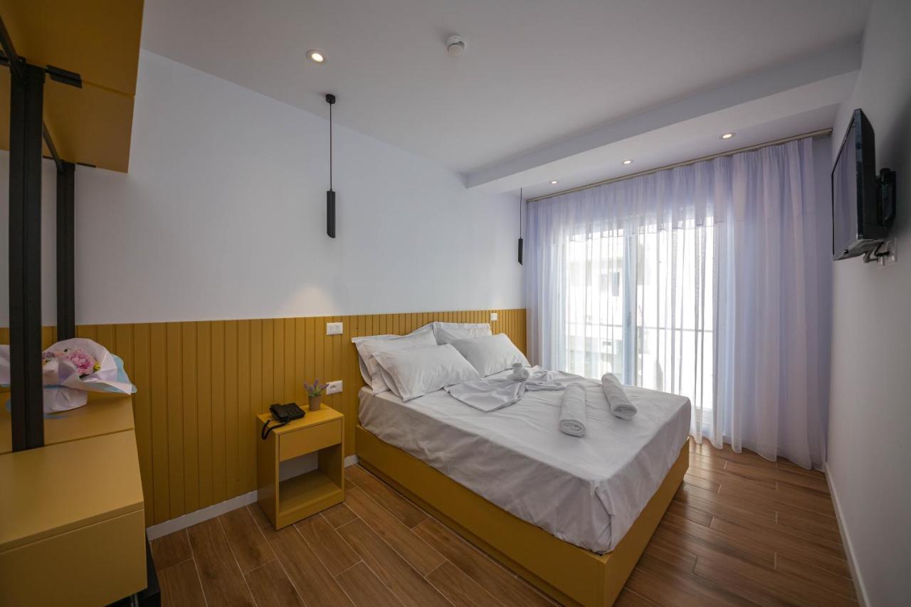 Hesperus Hotel Vlorë Esterno foto